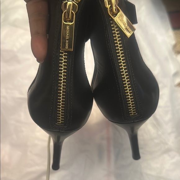 Michael Kors Black Heels with Ankle Strap and Stiletto Heel - Picture 3 of 7